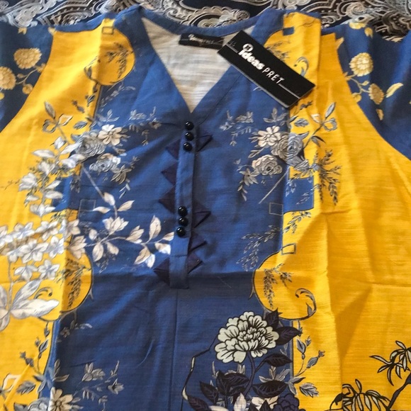 New Pakistani Kurta - Picture 2 of 5